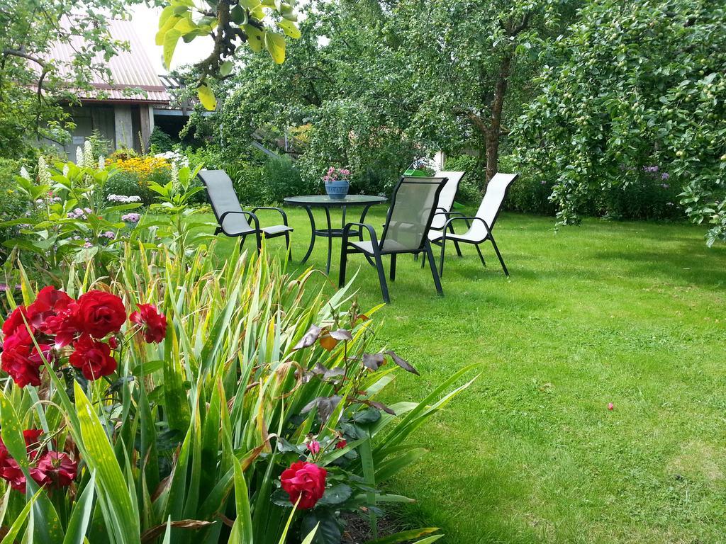 Piibelehe Guest Accommodation Kuressaare Chambre photo