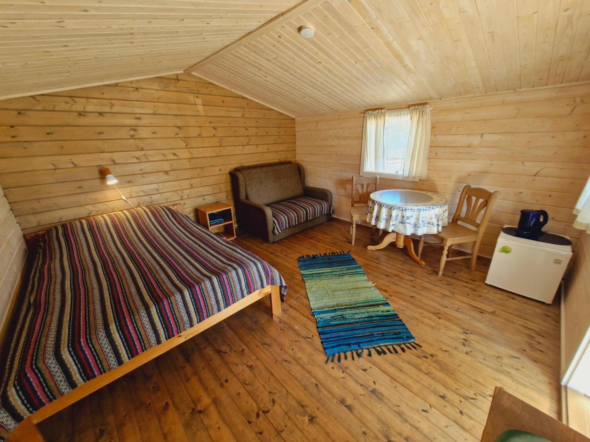 Piibelehe Guest Accommodation Kuressaare Extérieur photo