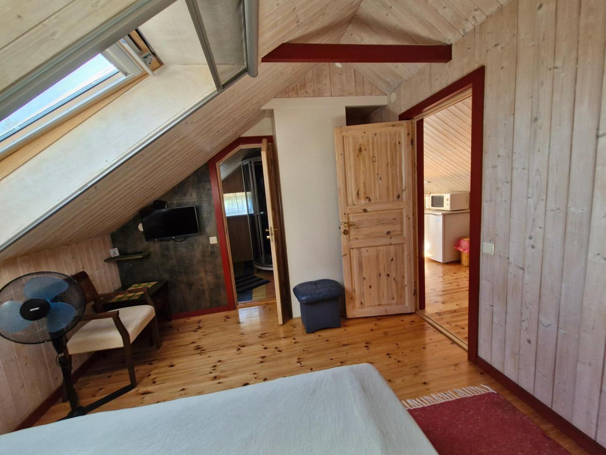 Piibelehe Guest Accommodation Kuressaare Extérieur photo